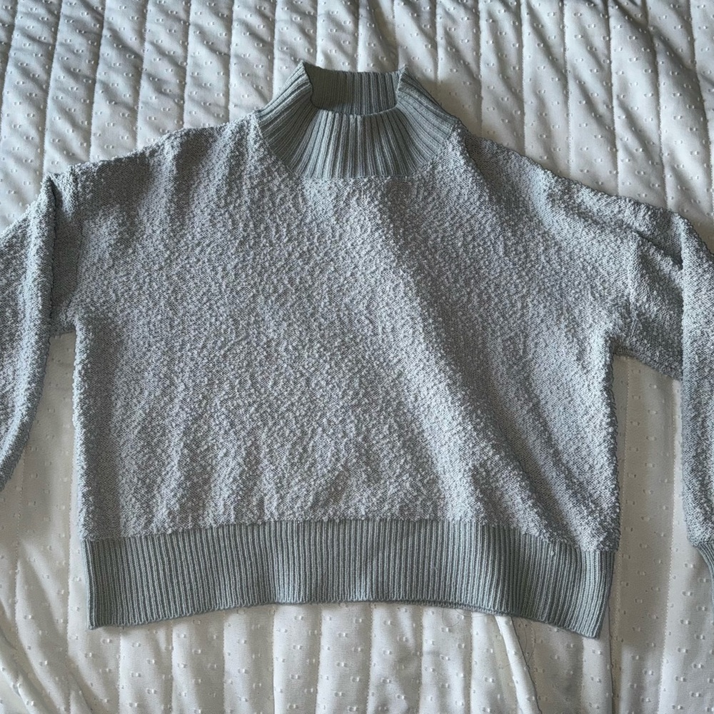 Women’s sweater 💚